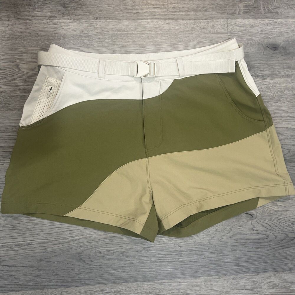 Outdoor Voices RecTrek Colorblock 3 Inches Shorts Size Medium